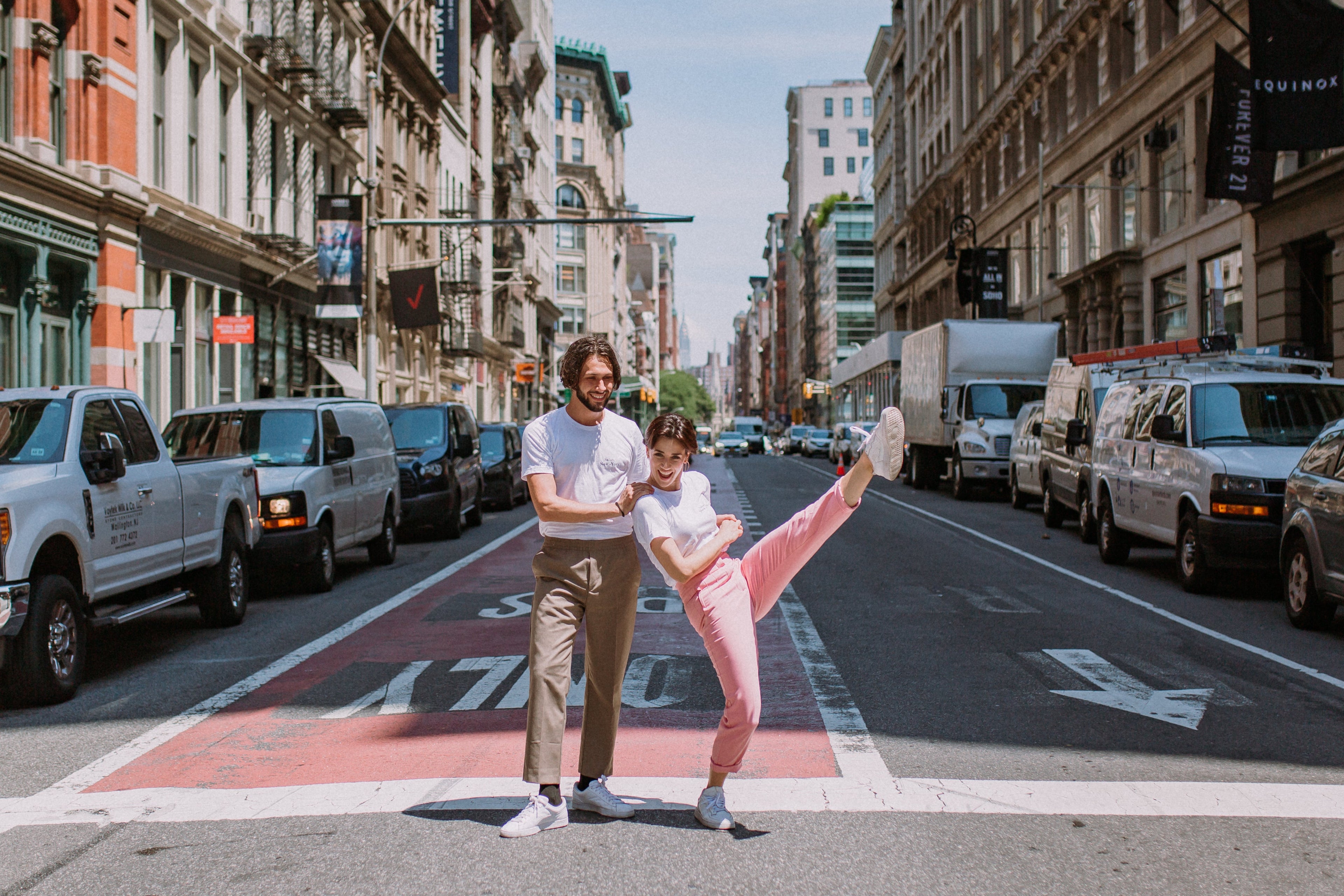 Salut NYC T-shirt Wom