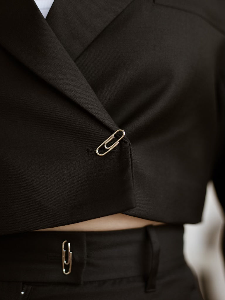 BLACK CUFFLINK BLAZER
