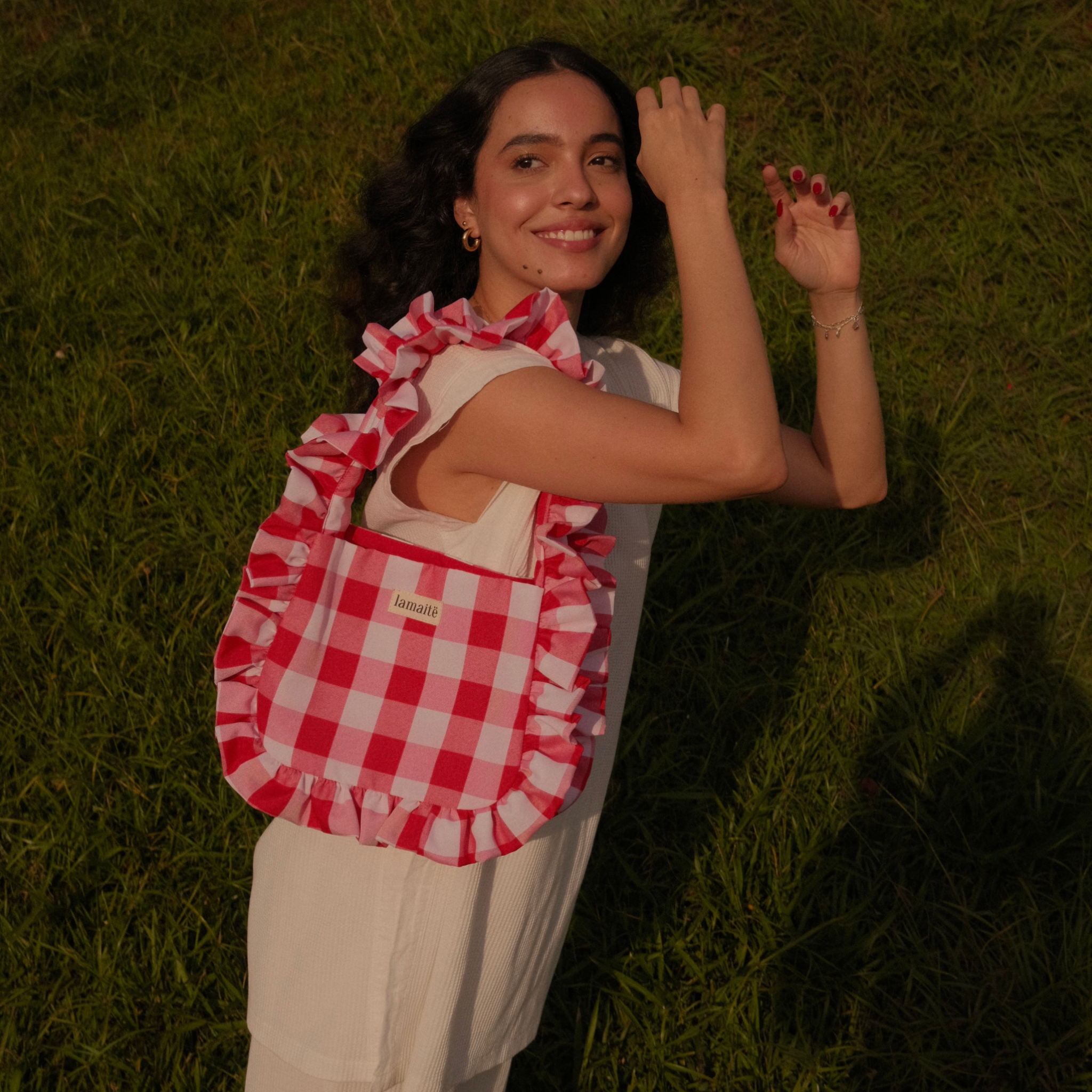 Baggy Bag in Gingham Red by Lamaitë