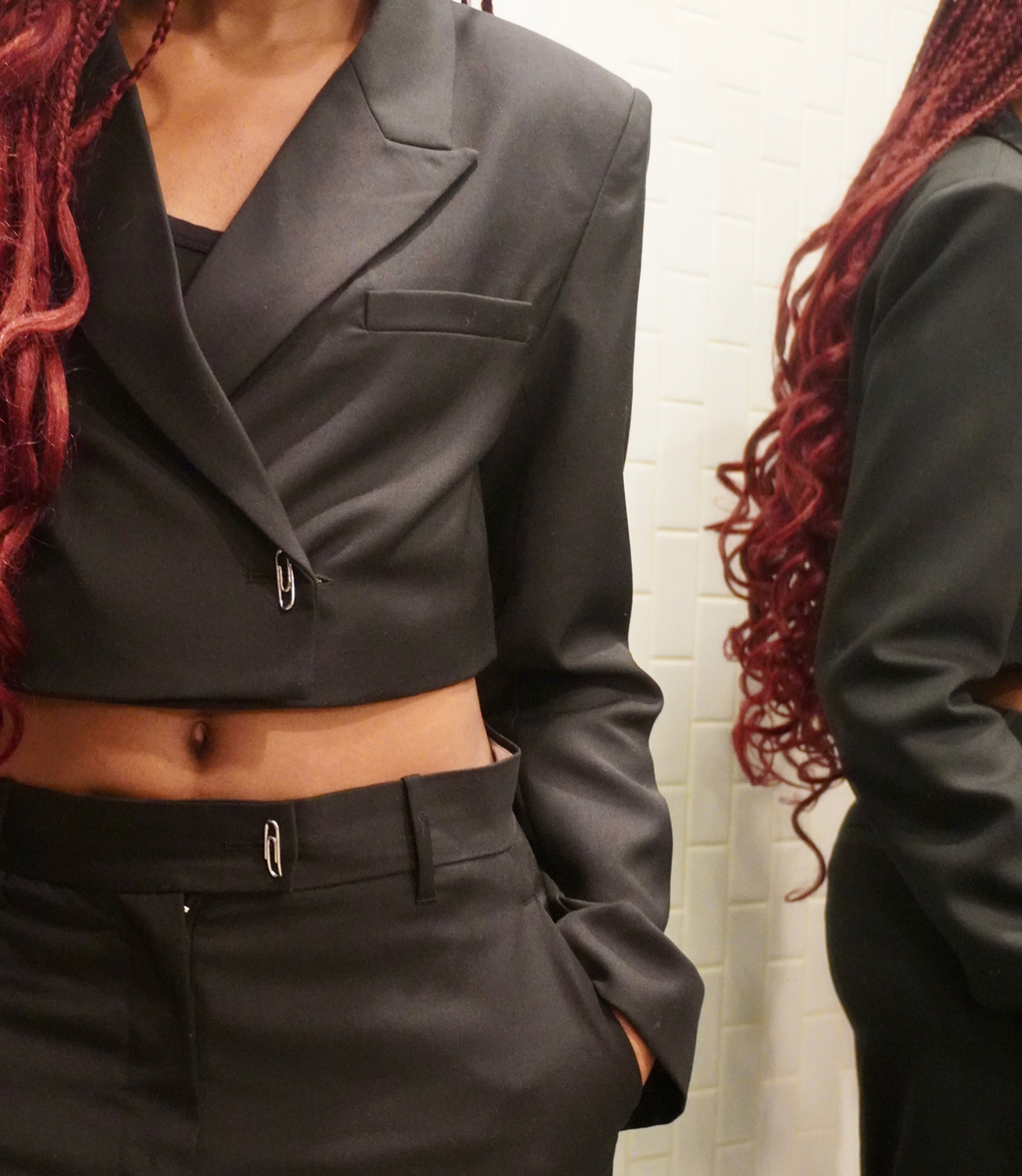 BLACK CUFFLINK BLAZER