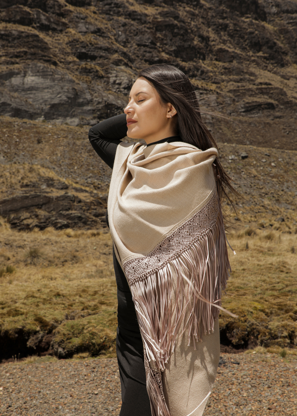 Wila Alpaca Macrame Shawl