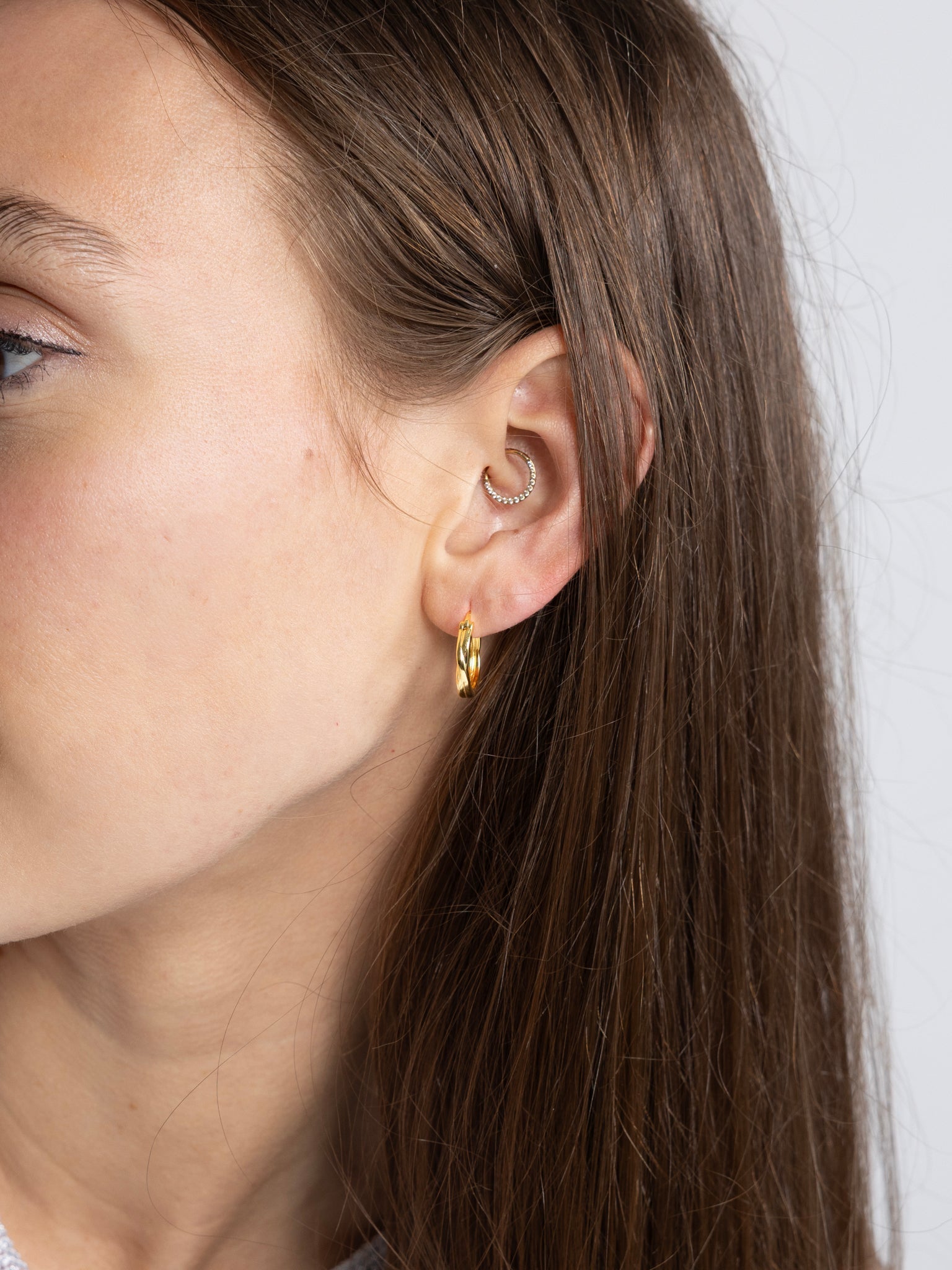 Easy Twist Hoops