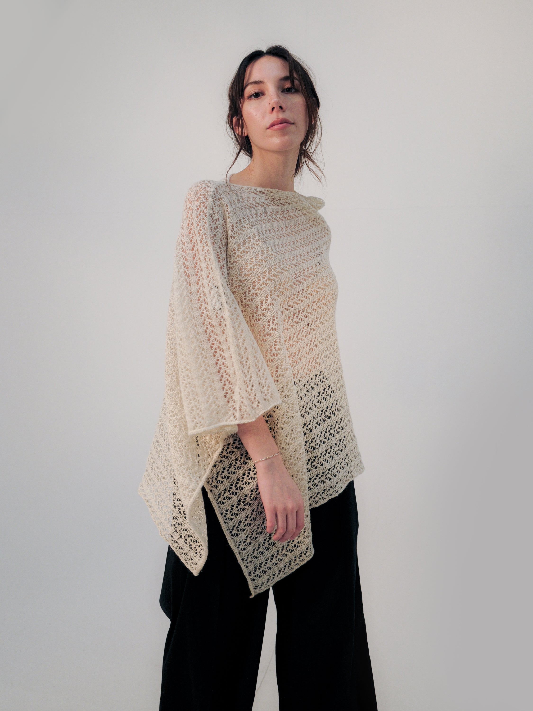Shungo Alpaca Poncho