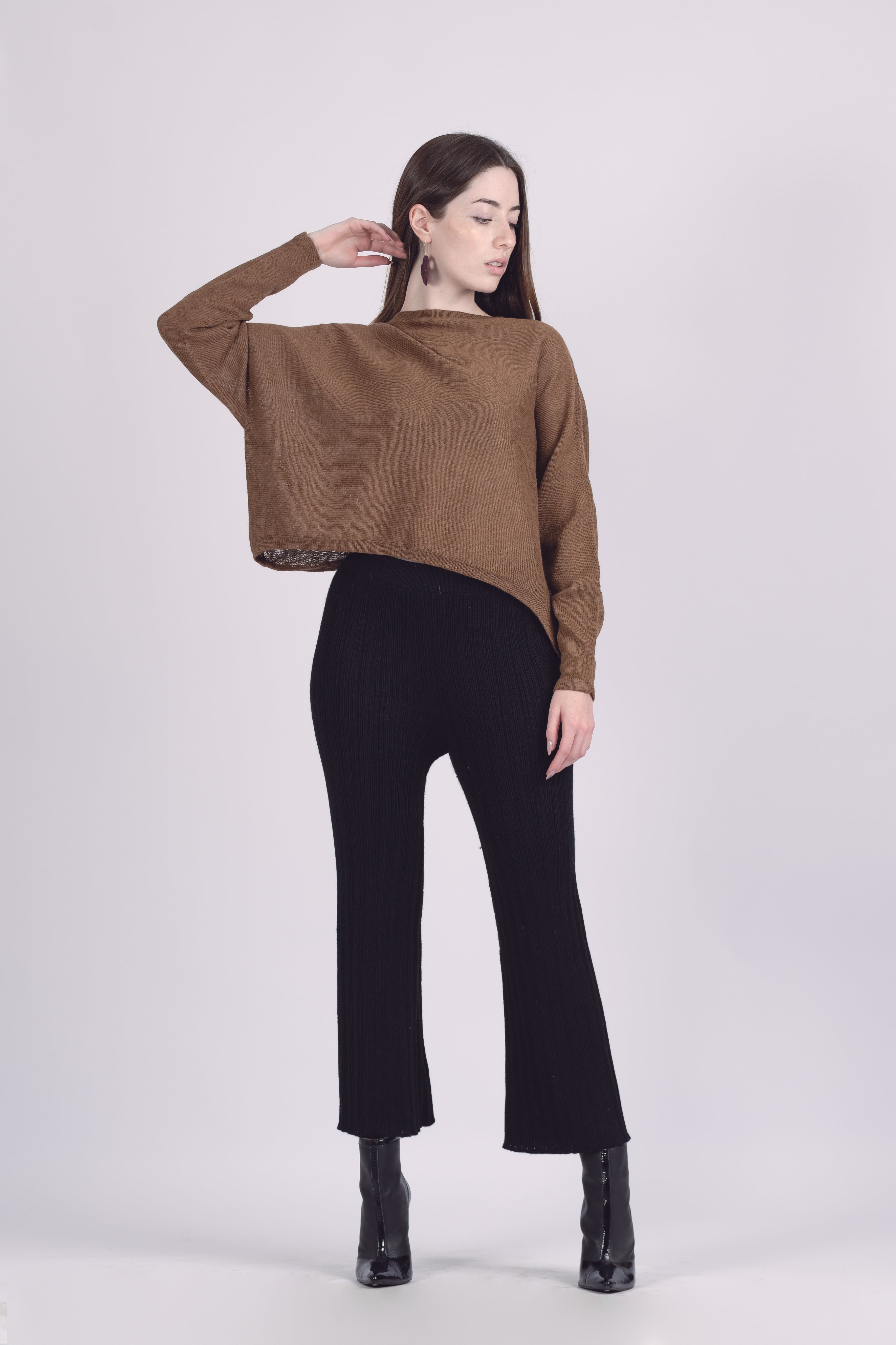 Amuyu Alpaca Sweater