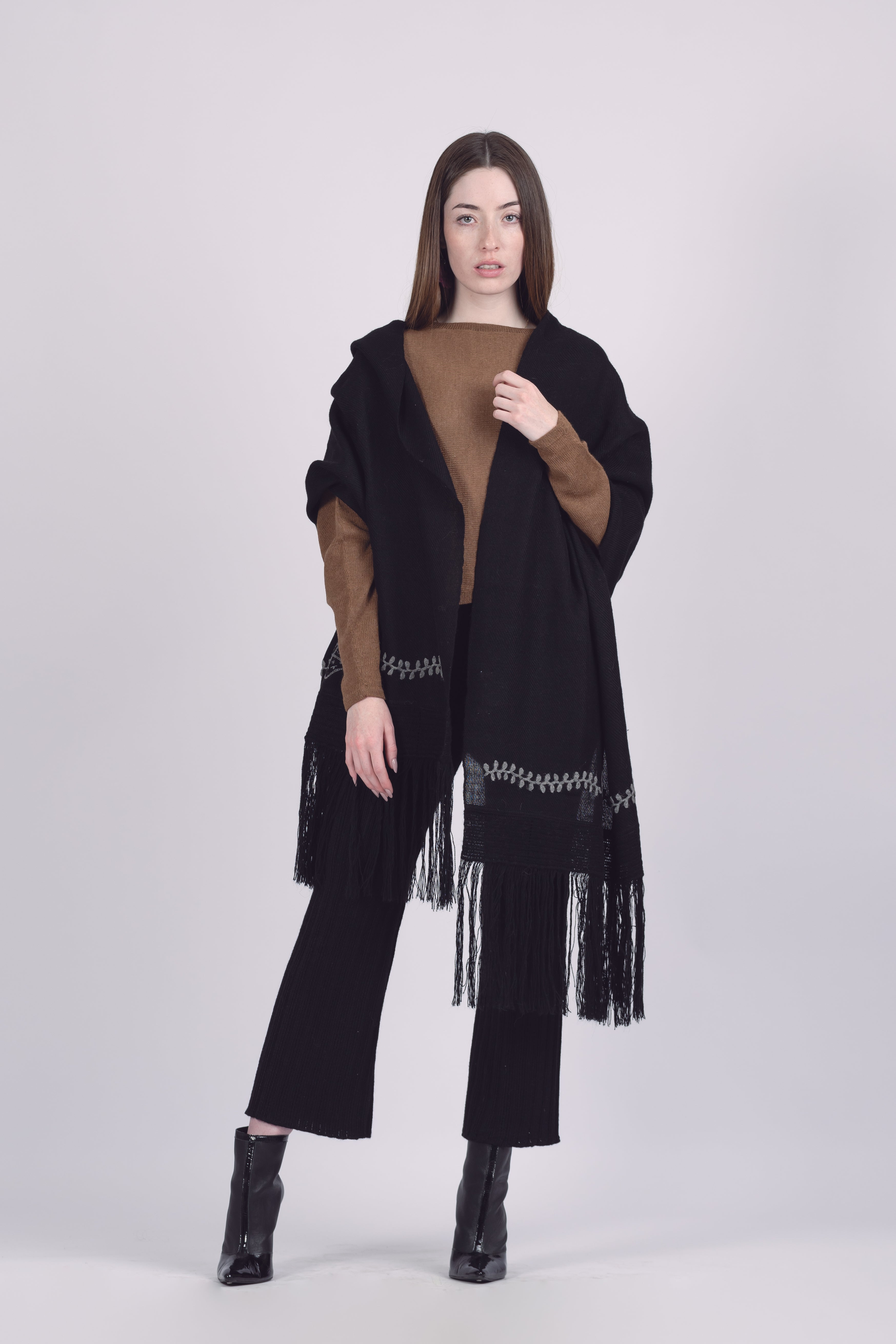Arawi Llama Shawl