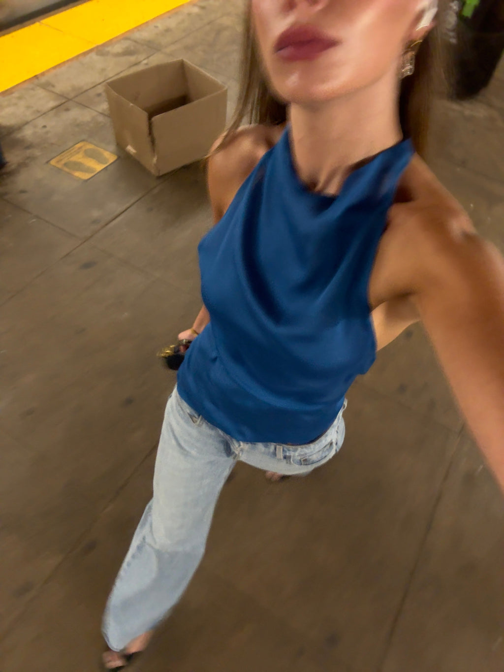 MIA Top