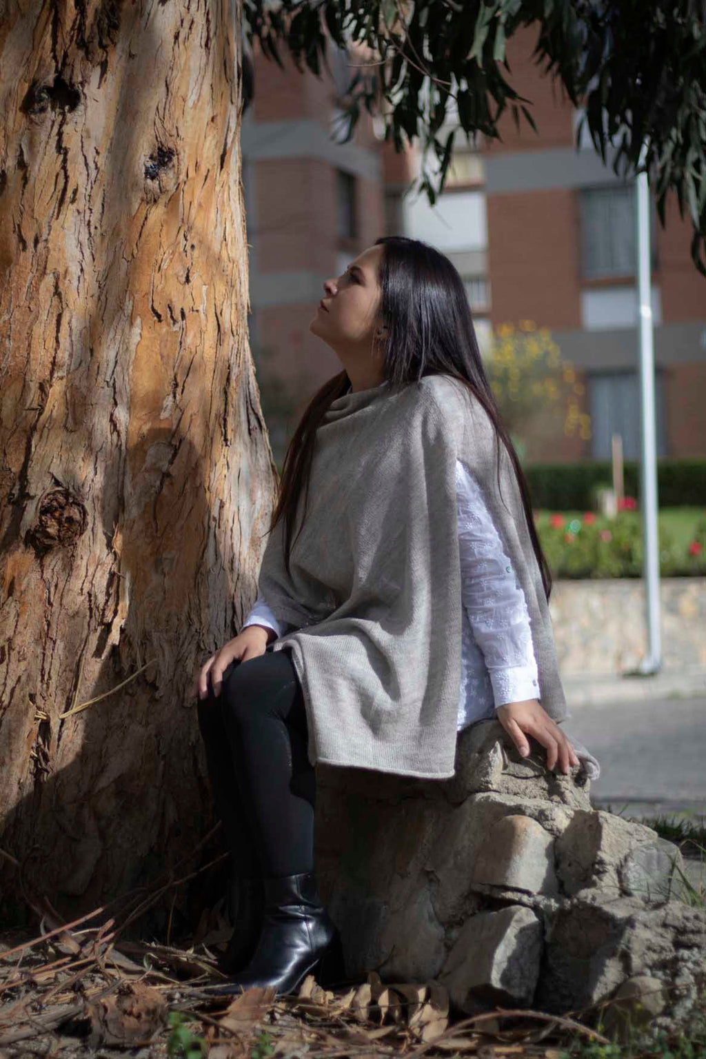 Sisa alpaca gray poncho