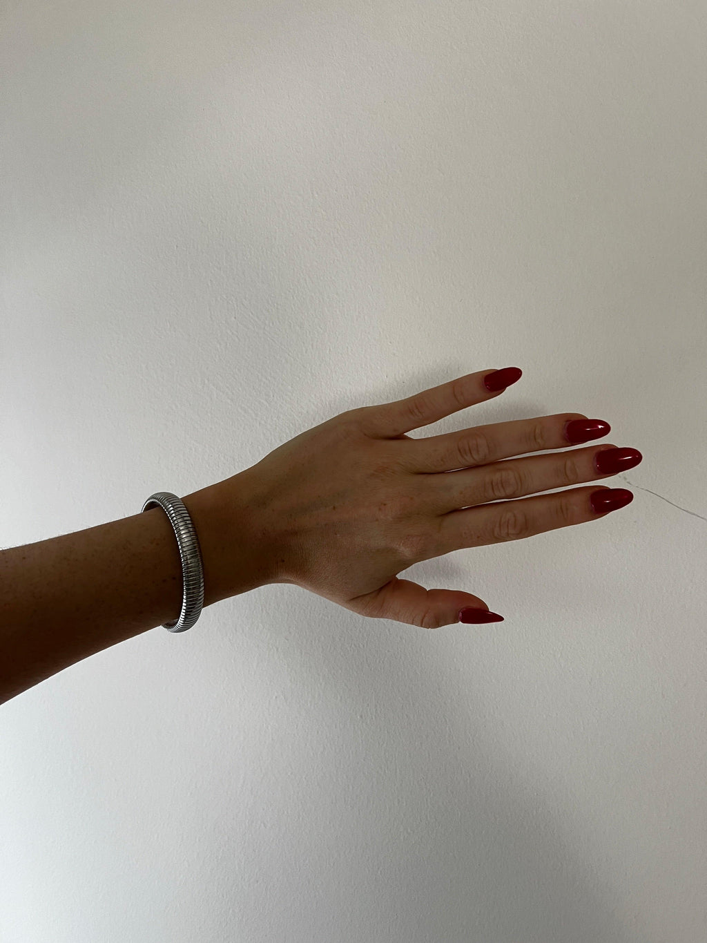 SNAKE CHAIN BANGLE SILVER - Aurelia
