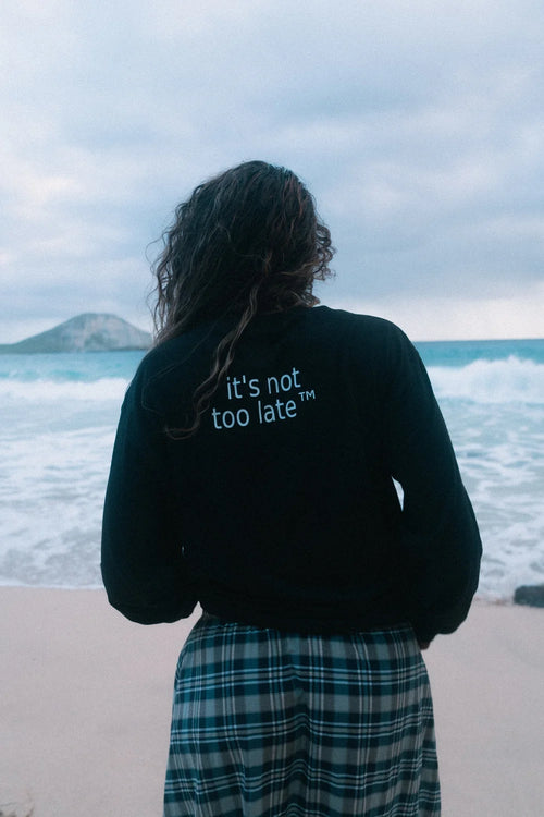 black long sleeve shirt