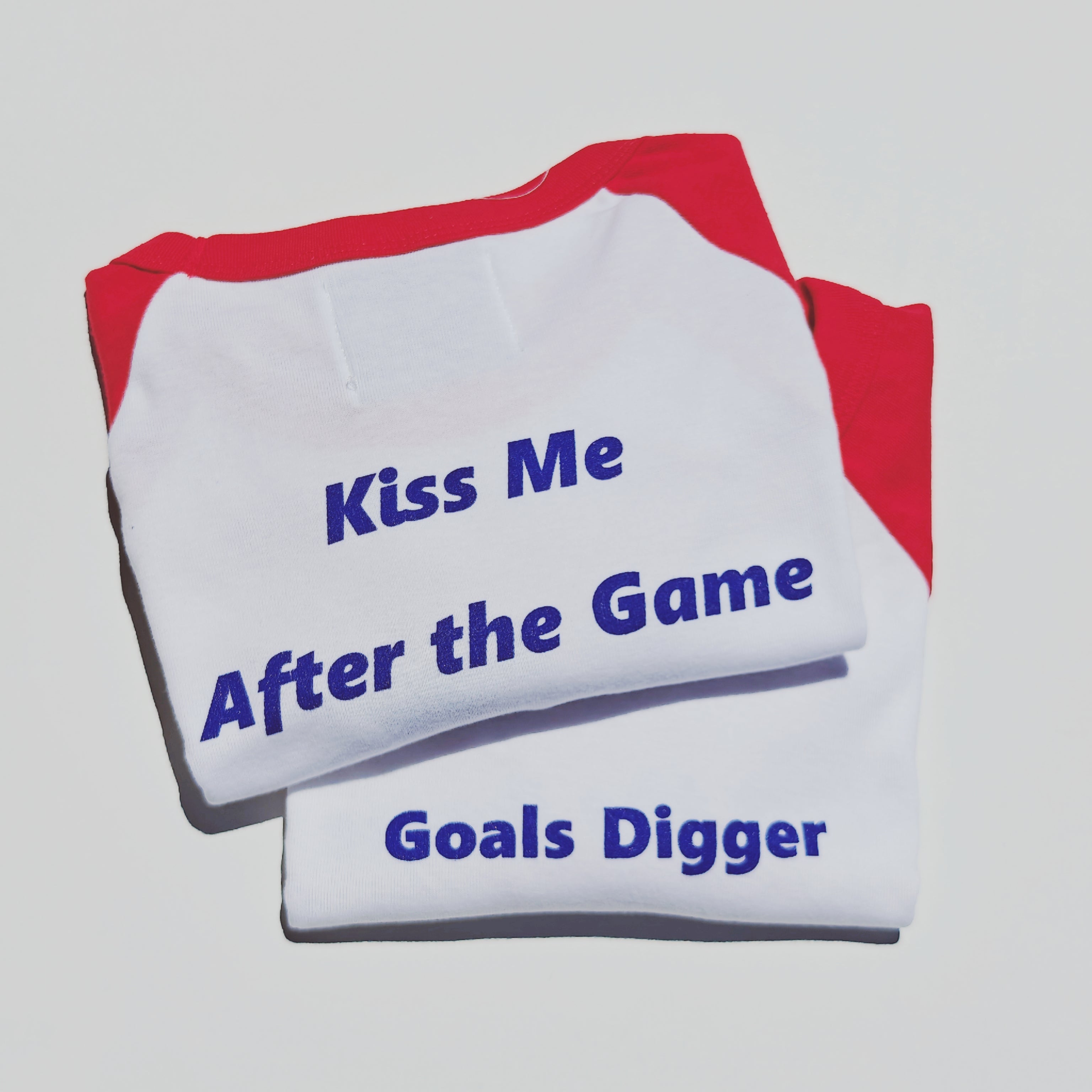 Tee Goals digger Wom