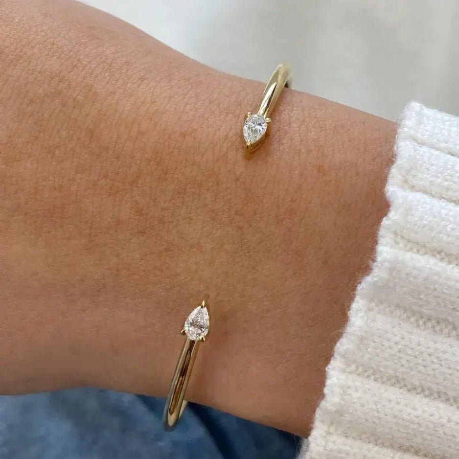 THE DAILY CUFF - Decollective -  - 