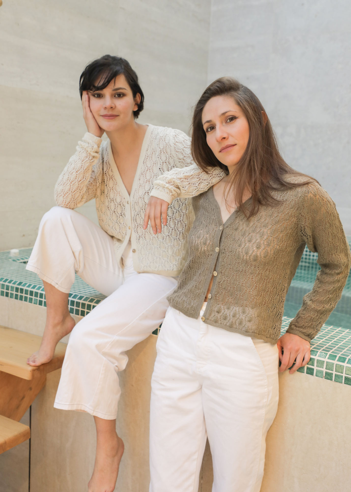 Wara V Alpaca Crop Cardigan